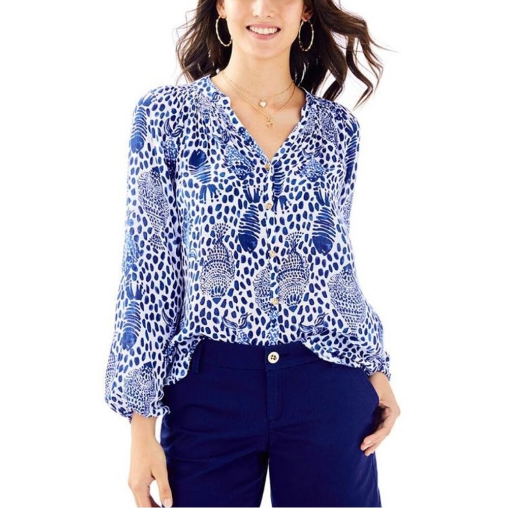 Lilly‎ Pulitzer Elsa Button Down Flowy Blouse Blue White Fish Print, Size Small
